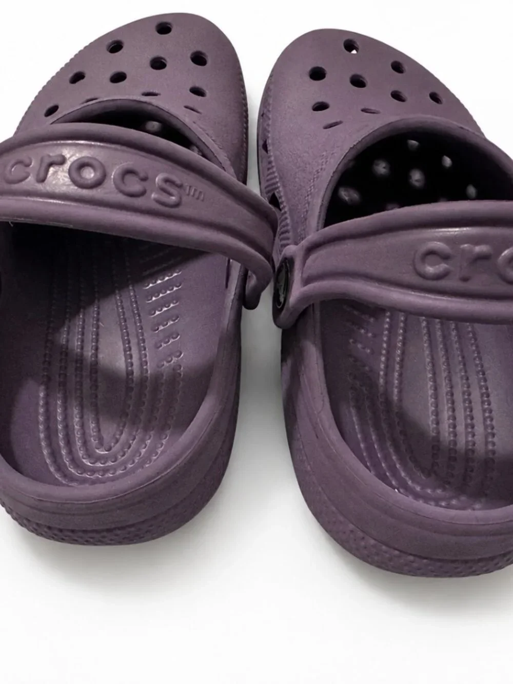 Crocs Kids Purple Classic Clogs Junior Size J1